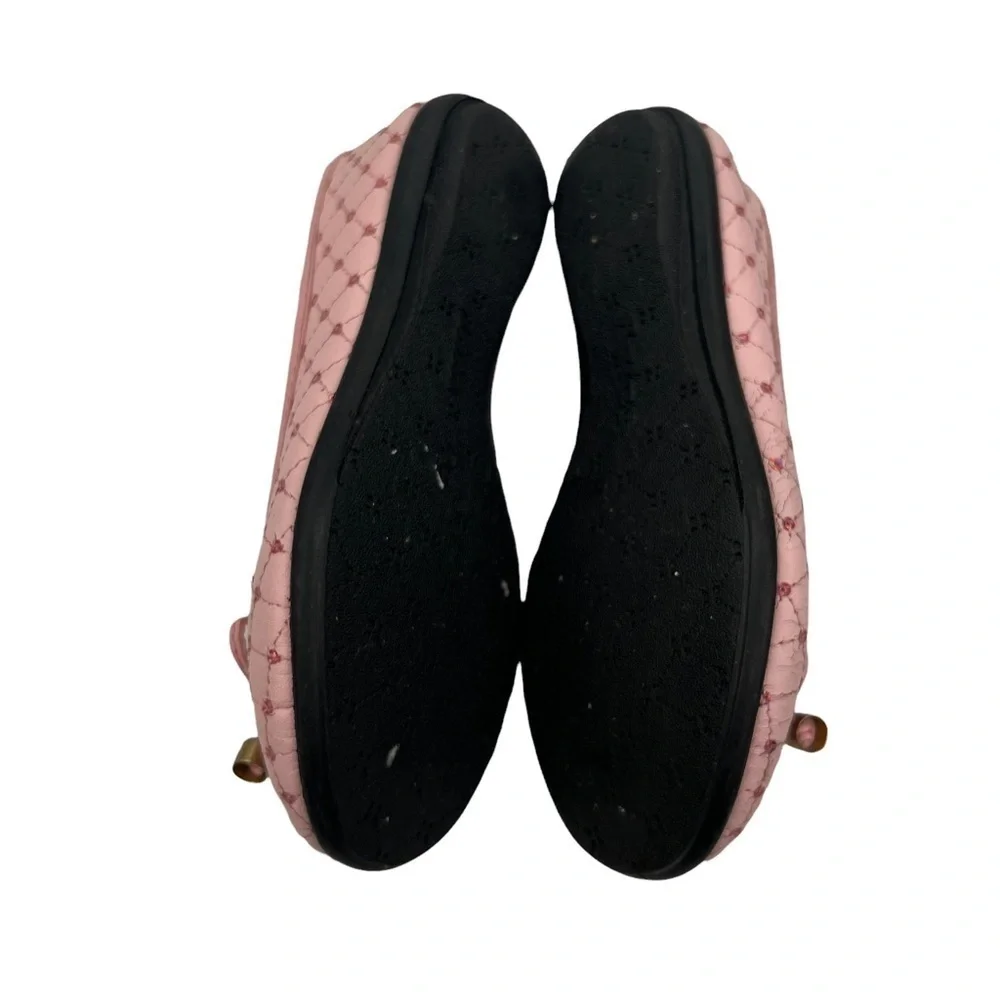 Bata flats size